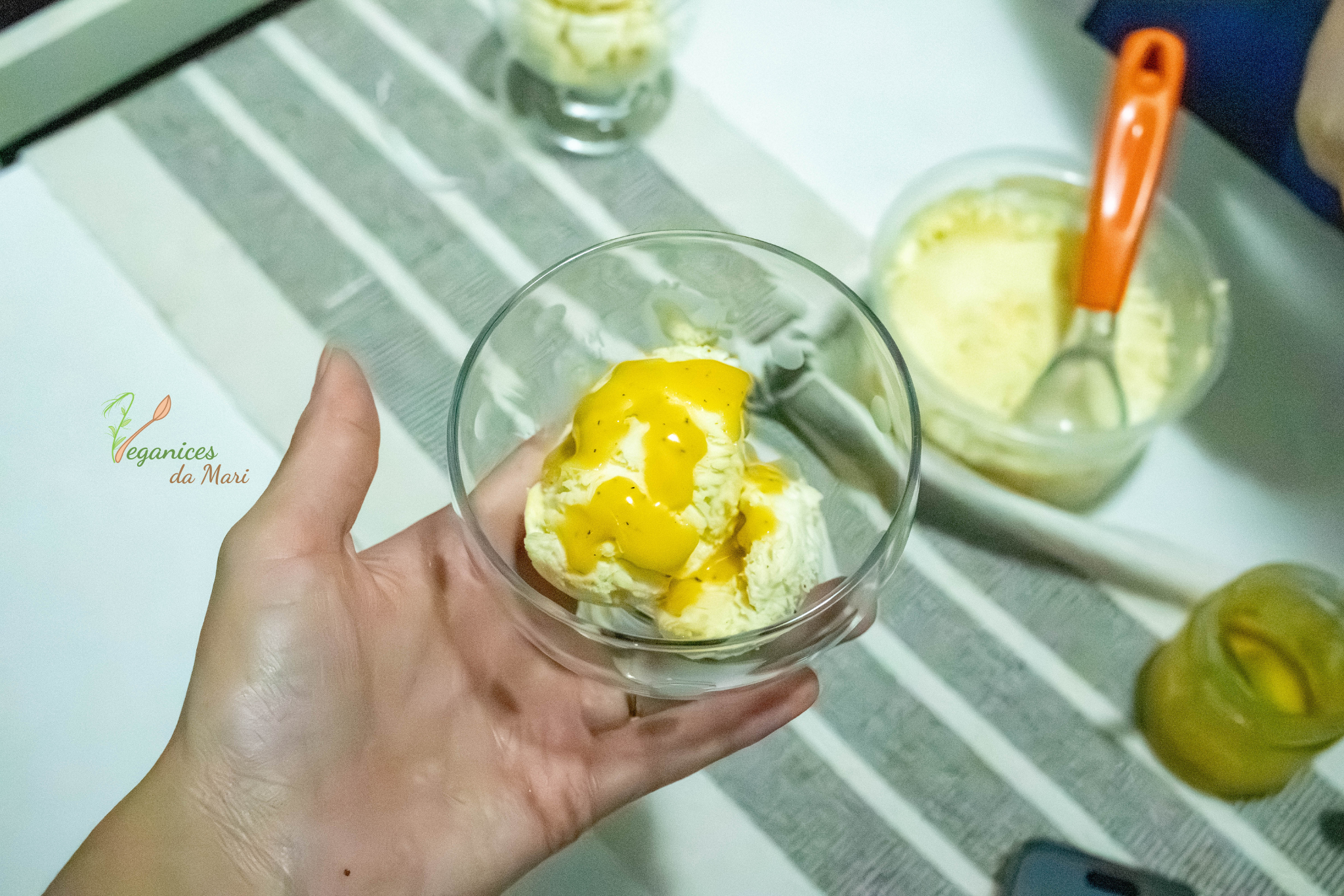 Sorvete Vegano de Maracujá Cremoso: Receita Sem Lactose, Sem Conservantes e Sem Cristais de Gelo