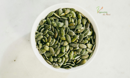 O leite de semente de abóbora caseiro é uma opção simples, nutritiva e funcional para incluir mais minerais na sua alimentação.