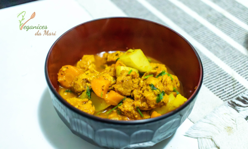 Ragu vegano encorpado com polenta cremosa sem lactose